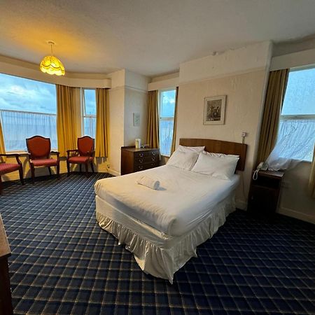 Royal Hotel Great Yarmouth Bagian luar foto