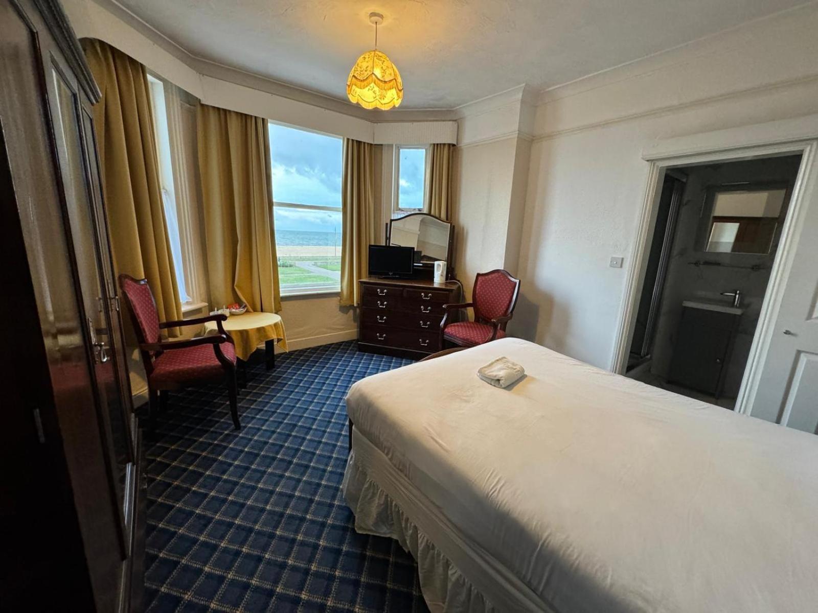Royal Hotel Great Yarmouth Bagian luar foto