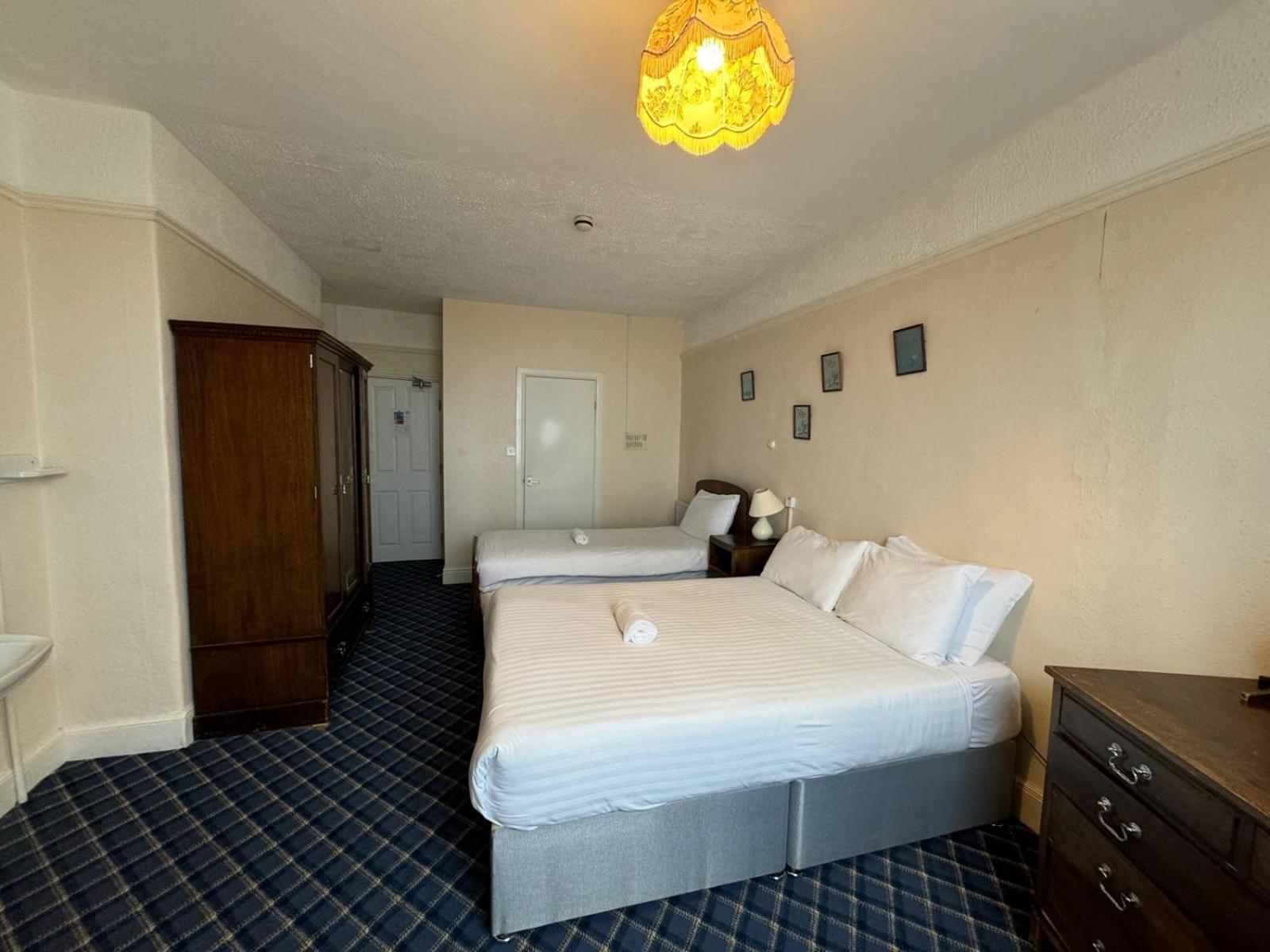 Royal Hotel Great Yarmouth Bagian luar foto