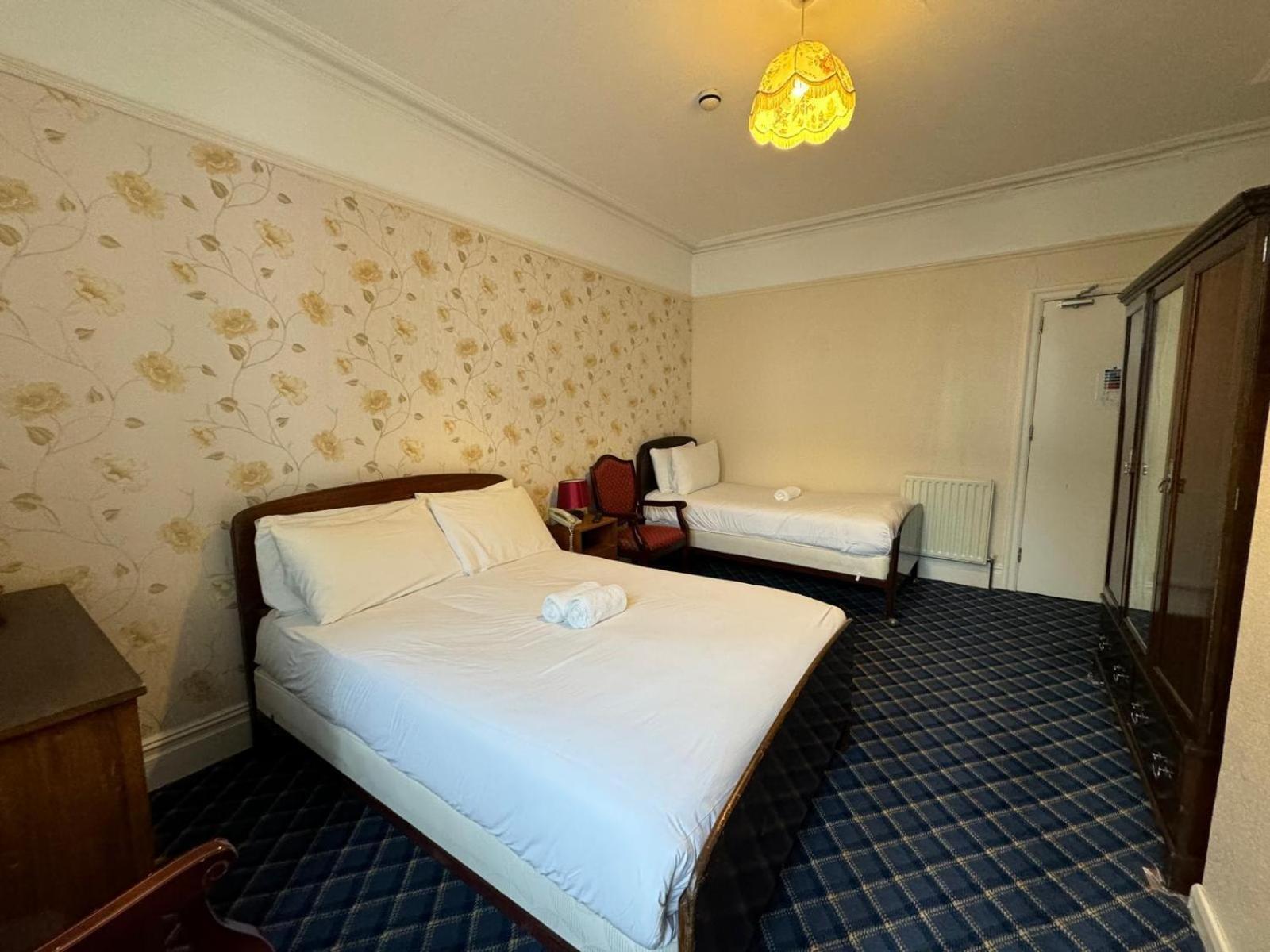 Royal Hotel Great Yarmouth Bagian luar foto