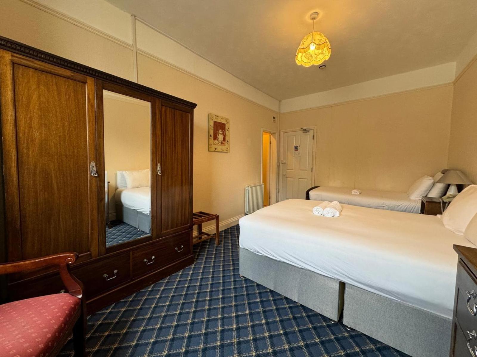 Royal Hotel Great Yarmouth Bagian luar foto