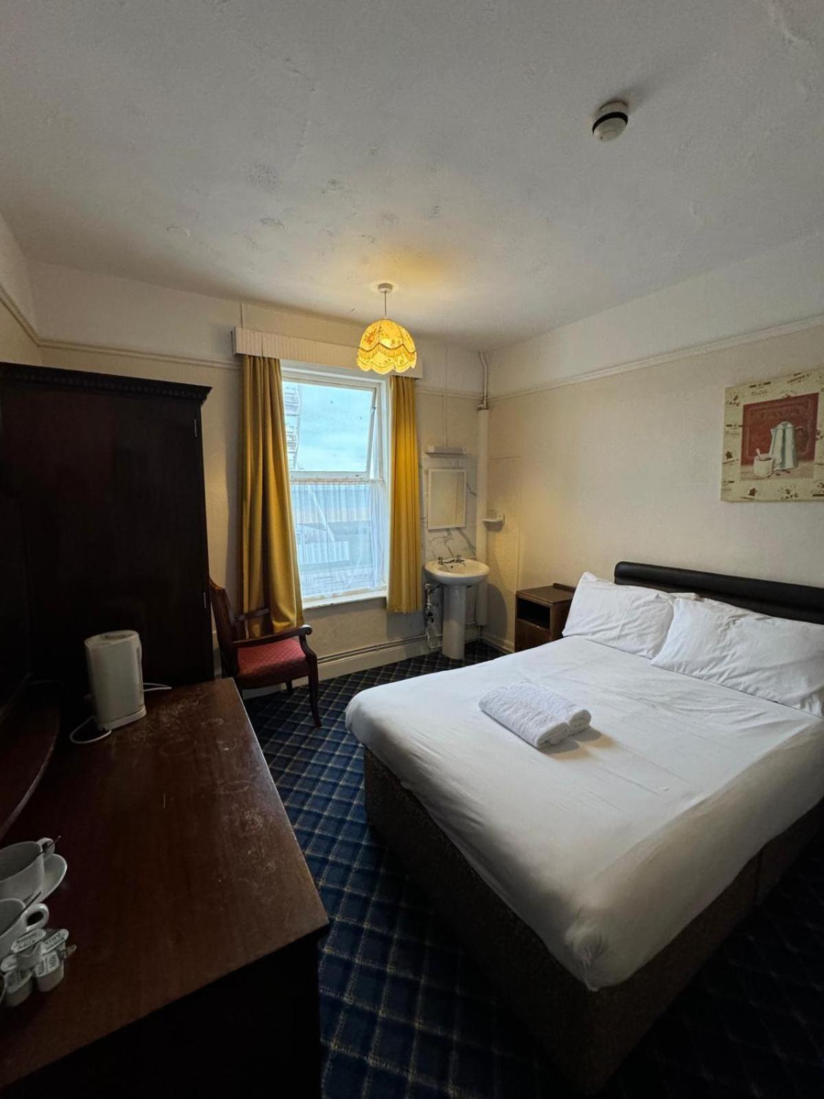 Royal Hotel Great Yarmouth Bagian luar foto