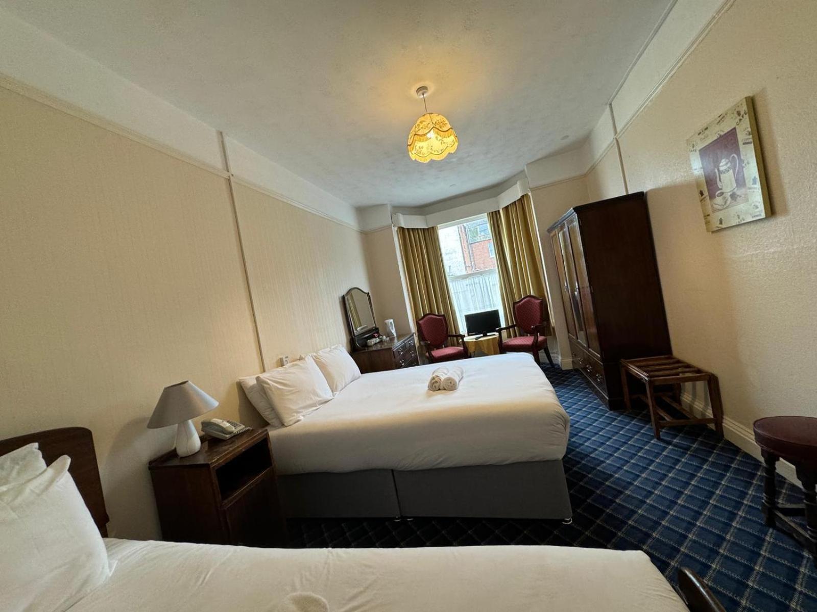 Royal Hotel Great Yarmouth Bagian luar foto