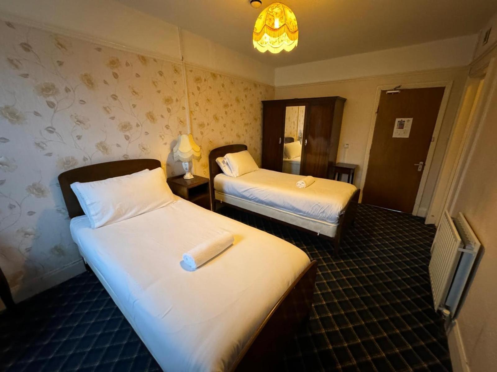 Royal Hotel Great Yarmouth Bagian luar foto