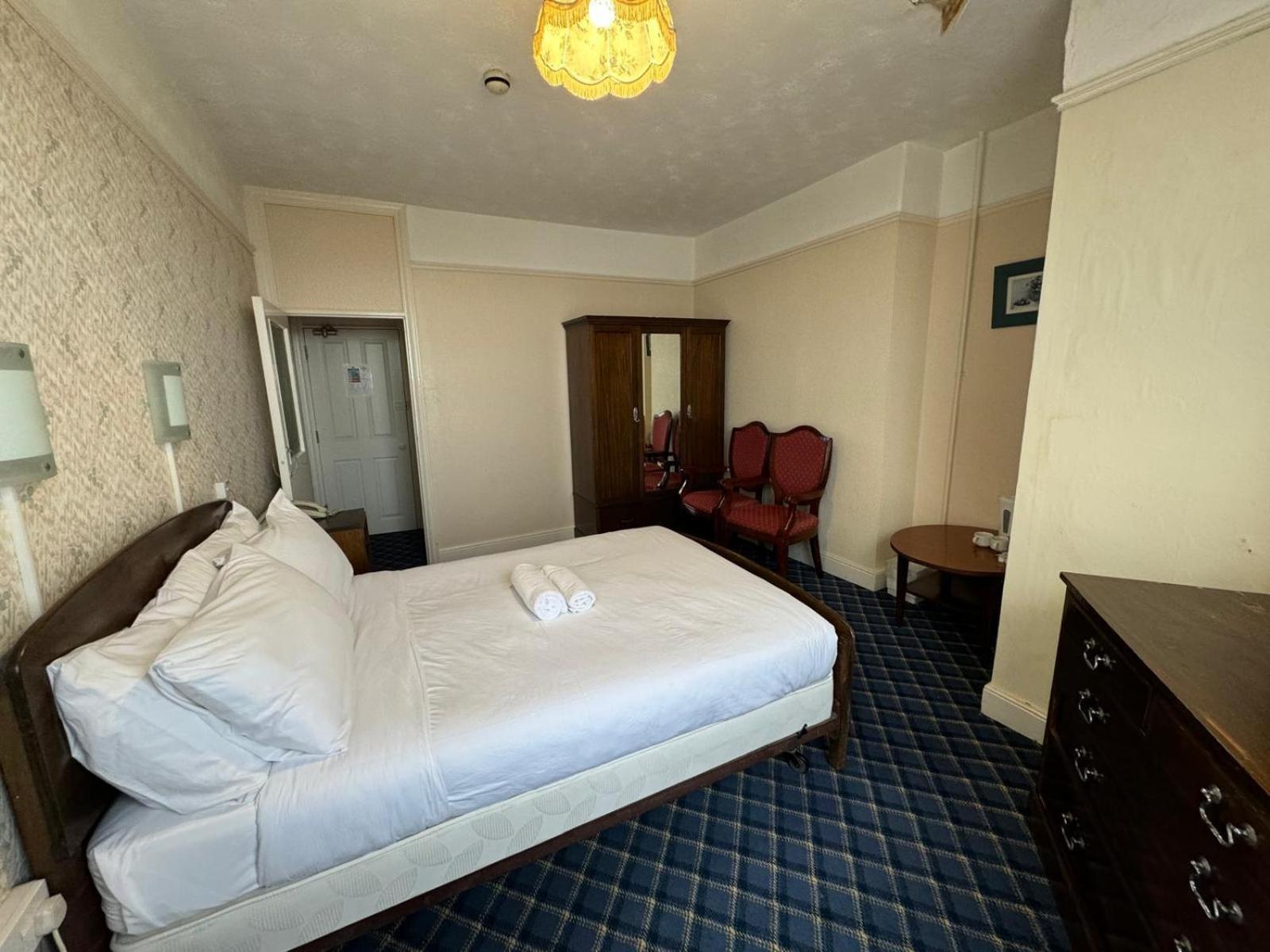 Royal Hotel Great Yarmouth Bagian luar foto